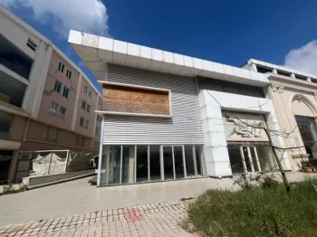 Building in Muratpasa